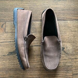Tod’s brown leather driving shoes pebble rubber sole men’s size 8